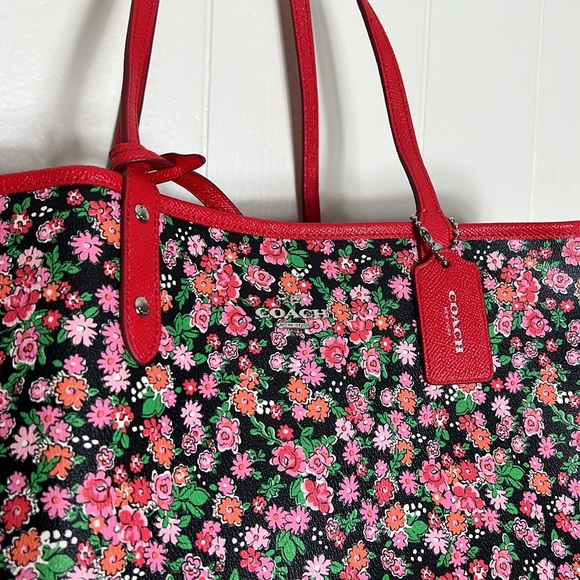 Floral Coach Pocketbook with Clutch - Picture 2 of 10